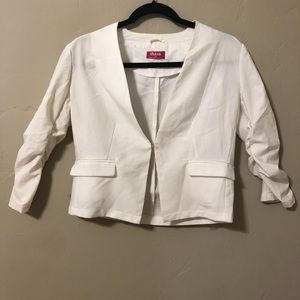 HP! Shasa Large White Blazer w Padded Shoulders.